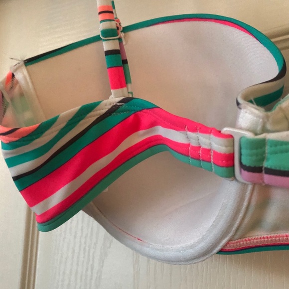 🏖HP!💦Old Navy☀️Bikini👙Tops ONLY 2 LEFT - Picture 8 of 14